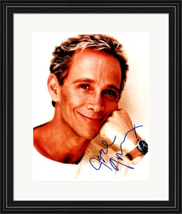 736564 Joel Grey Autographed 8 x 10 in. Photo - Cabaret No.5 Matted & Framed