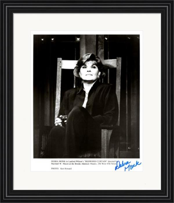 736592 Debra Monk Autographed 8 x 10 in. Photo - Actress No.1 Matted & Framed