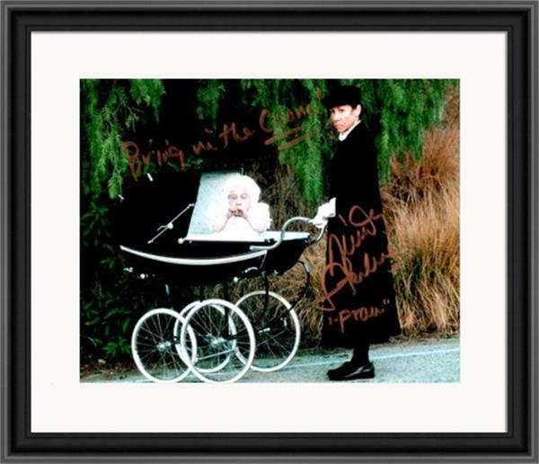 769957 Mindy Sterling Autographed 8 x 10 in. Photo - Austin Powers No.SC1 Inscribed Bring in The Clone Matted & Framed