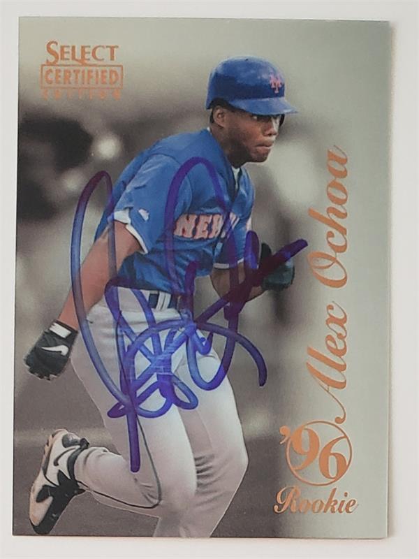 782076 Alex Ochoa Autographed Baseball Card -   York Mets 1996 Pinnacle Select Rookie No.129