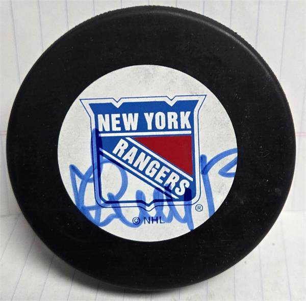 Picture of Autograph Warehouse 783588 Valeri Kamensky Autographed Hockey Puck -   York Rangers