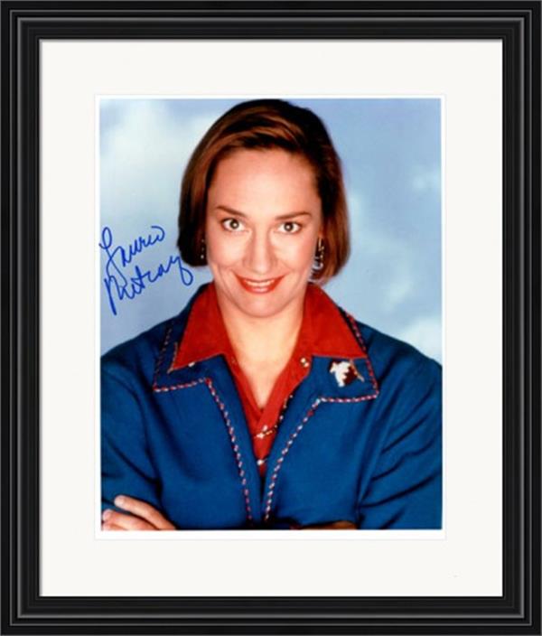736601 Laurie Metcalf Autographed 8 x 10 in. Photo - Roseanne, Jackie Harris No.1 Matted & Framed