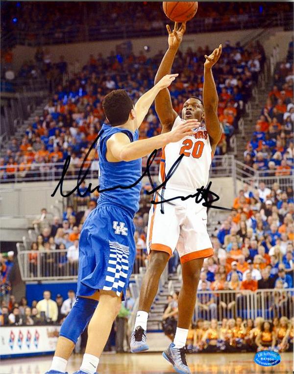 Picture of Autograph Warehouse 312690 Michael Frazier Ii Autographed 8 x 10 in. Photo - Florida Gators Image No.1