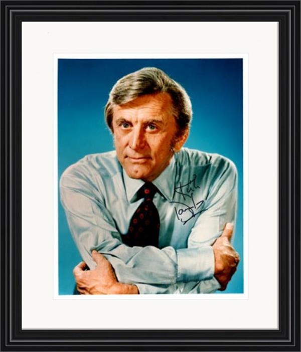 737897 Kirk Douglas Autographed 8 x 10 in. Photo - Actor No.3 Matted & Framed