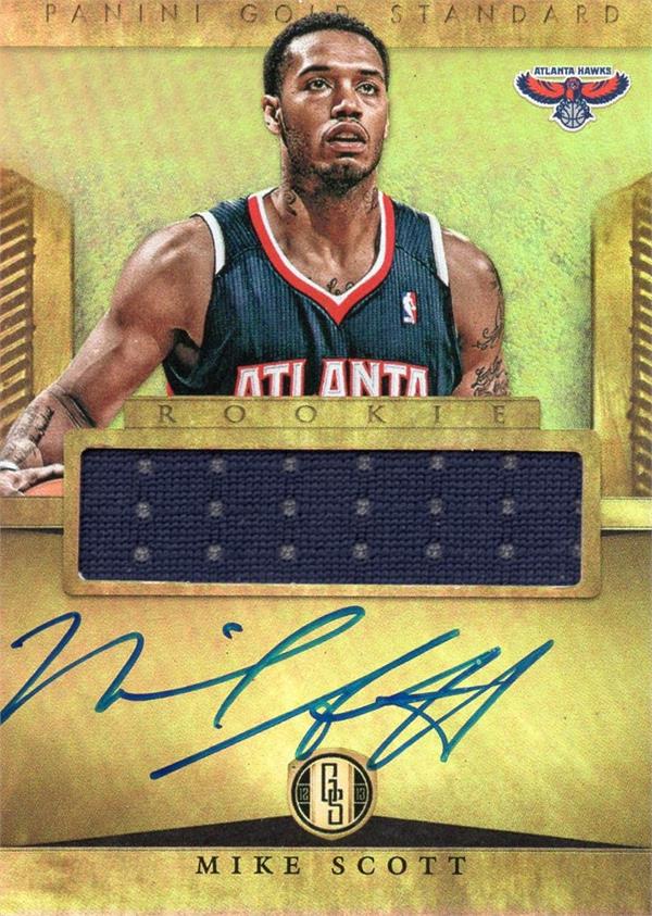 737528 Mike Scott Autographed Player Worn Jersey Patch Basketball Card - Atlanta Hawks 2013 Panini Gold Standard No.286