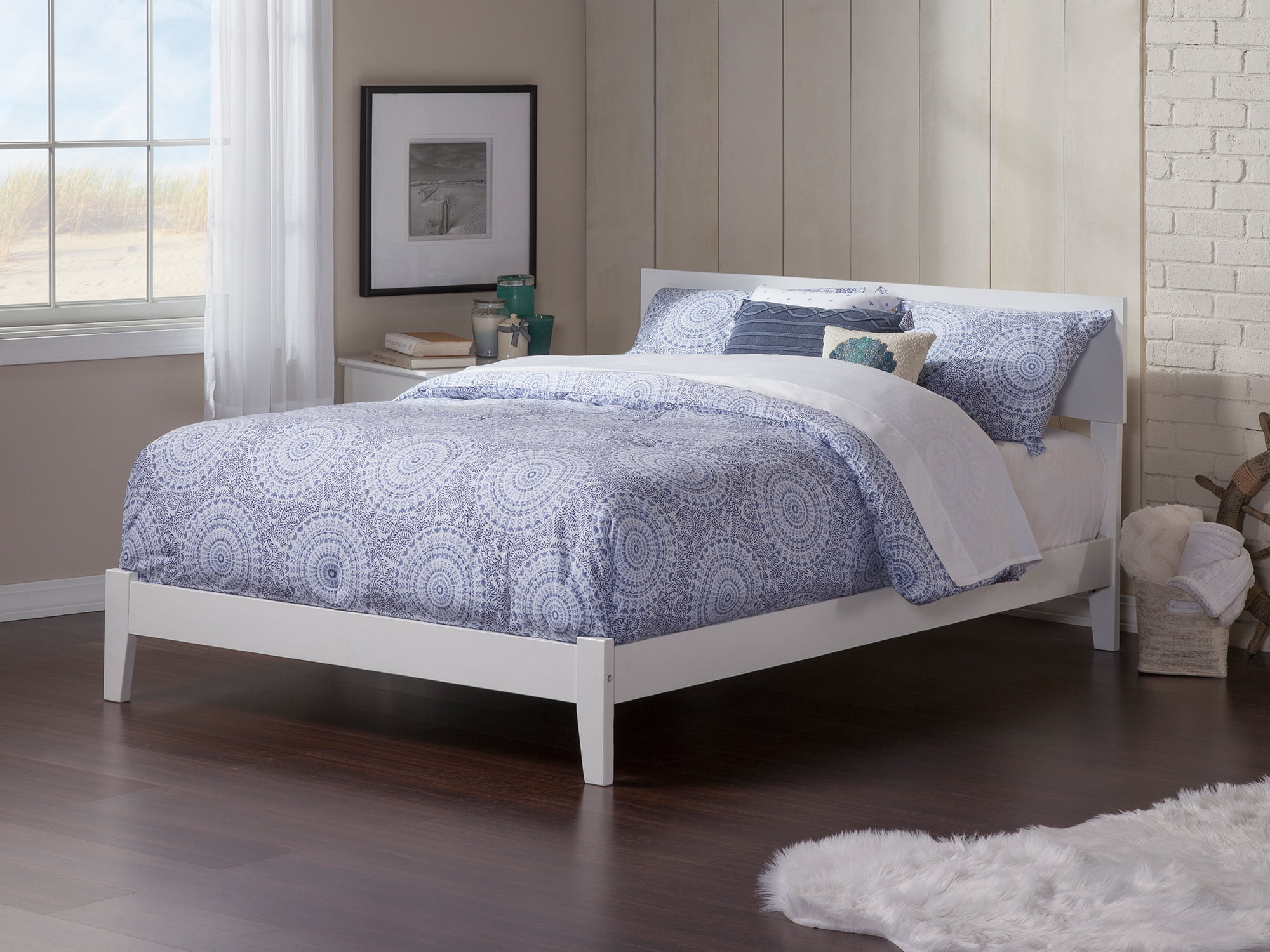 Picture of Atlantic Furniture AR8141032 Orlando Bed&#44; White - Queen