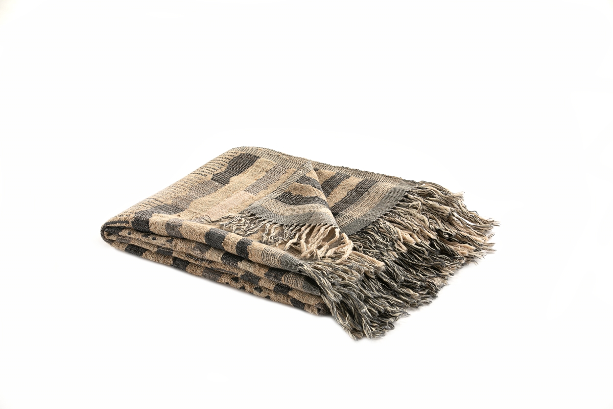 TTADEC17136TH13X15 SAFARI Throw Wool/Silk Beige Grey Black