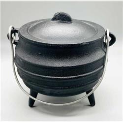 ICR008 5 in. Cast Iron Cauldron with Lid