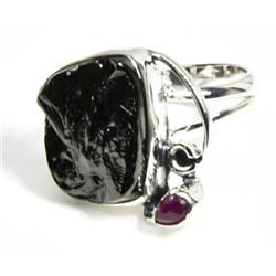 KR47487 Ruby Shungite Ring - Size 7