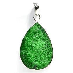 Picture of AzureGreen KP0234 1.5 x 0.75 in. Uvarorvite Pendant
