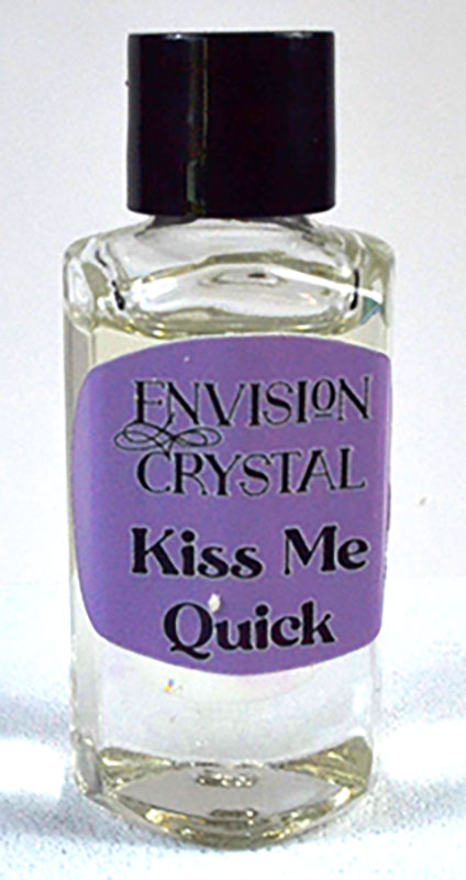 O2EKISMQ 2 Dram Kiss Me Quick Oil
