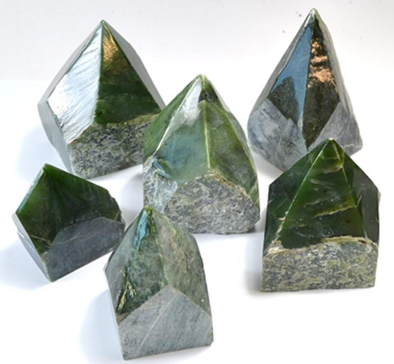 GPTJADG3 3 lbs Jade, Green Points