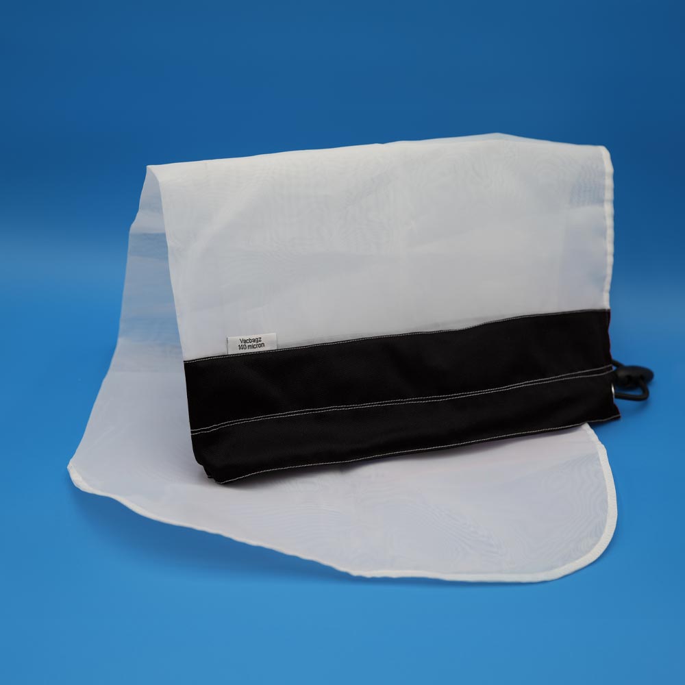 130322 13 x 22 in. Black 140 Micron Leaf Debris Vacuum Bag