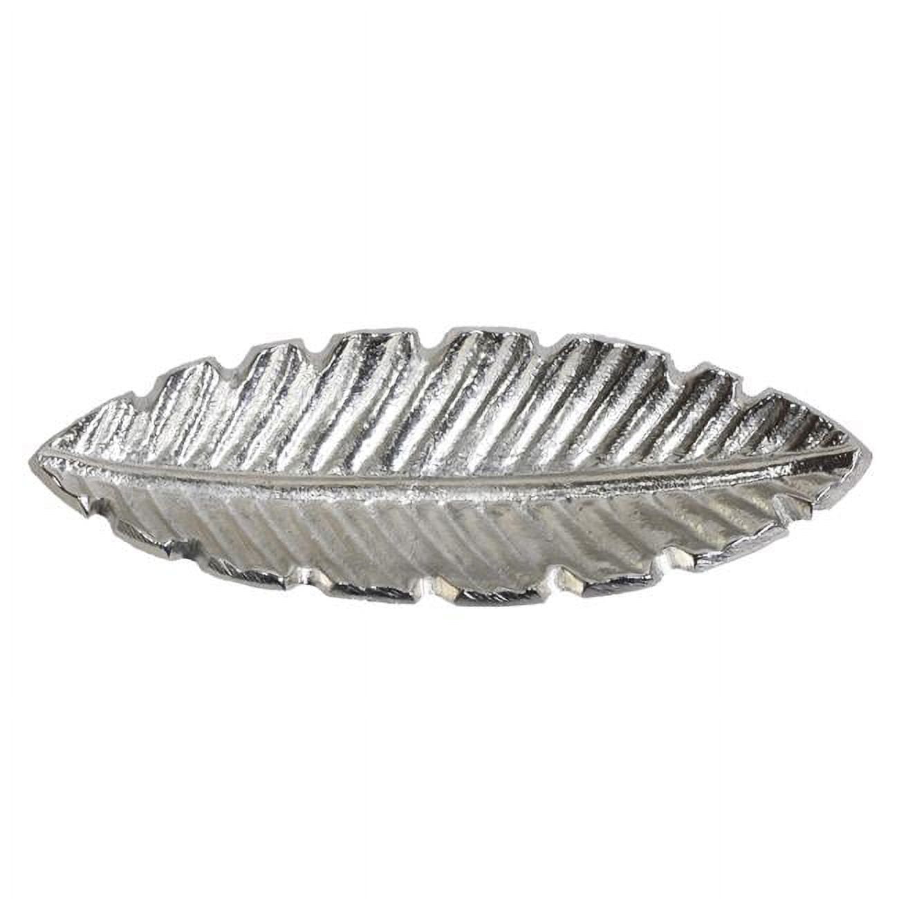 Picture of BBH Homes UBBBVK040AB2020SC1HS 7.28 x 2.36 x 0.78 in. Handmade Silver Coated Decorative Aluminum Tray