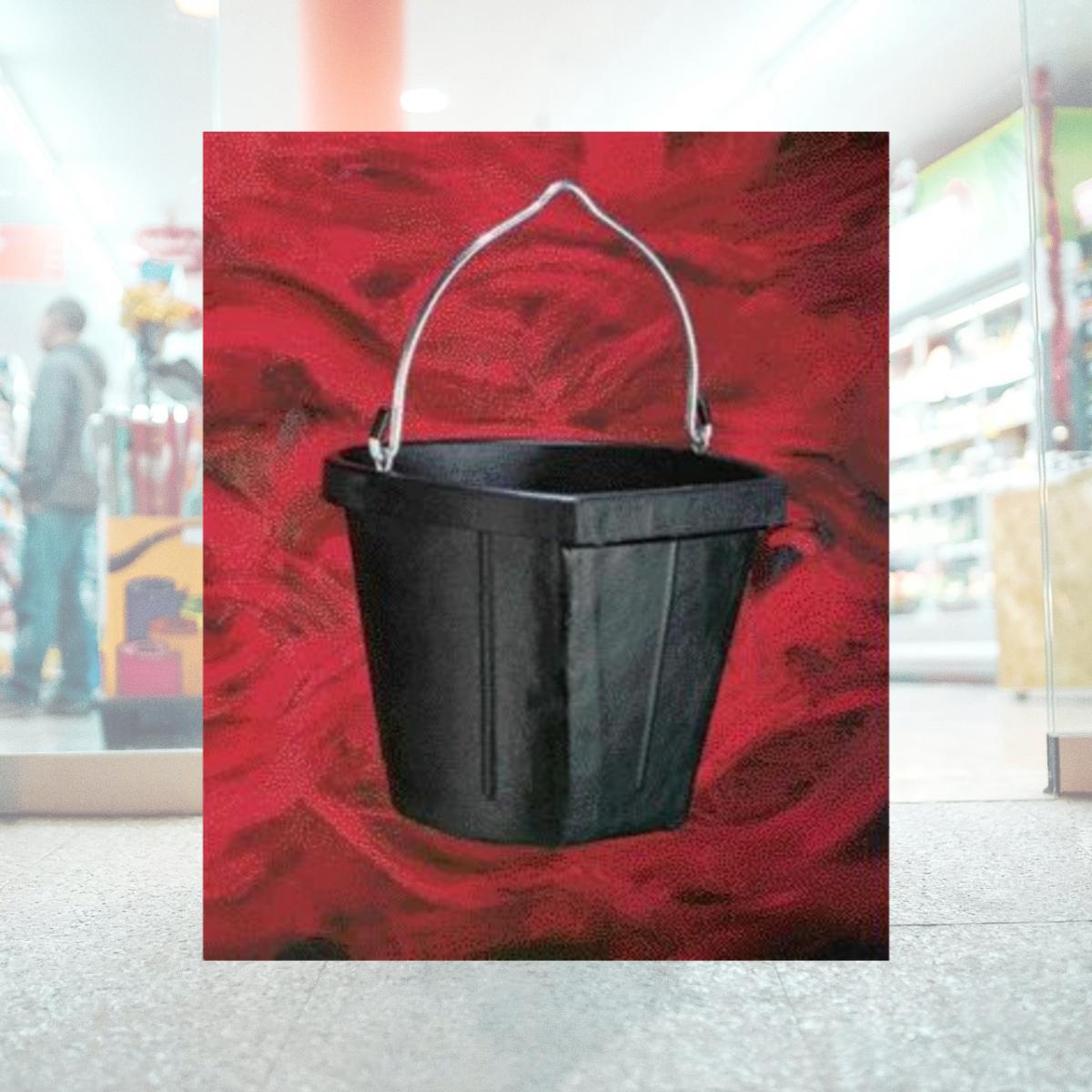 Picture of Fortex Industries Inc Flatside Bucket- Black 18 Quart - B600-18 BLK