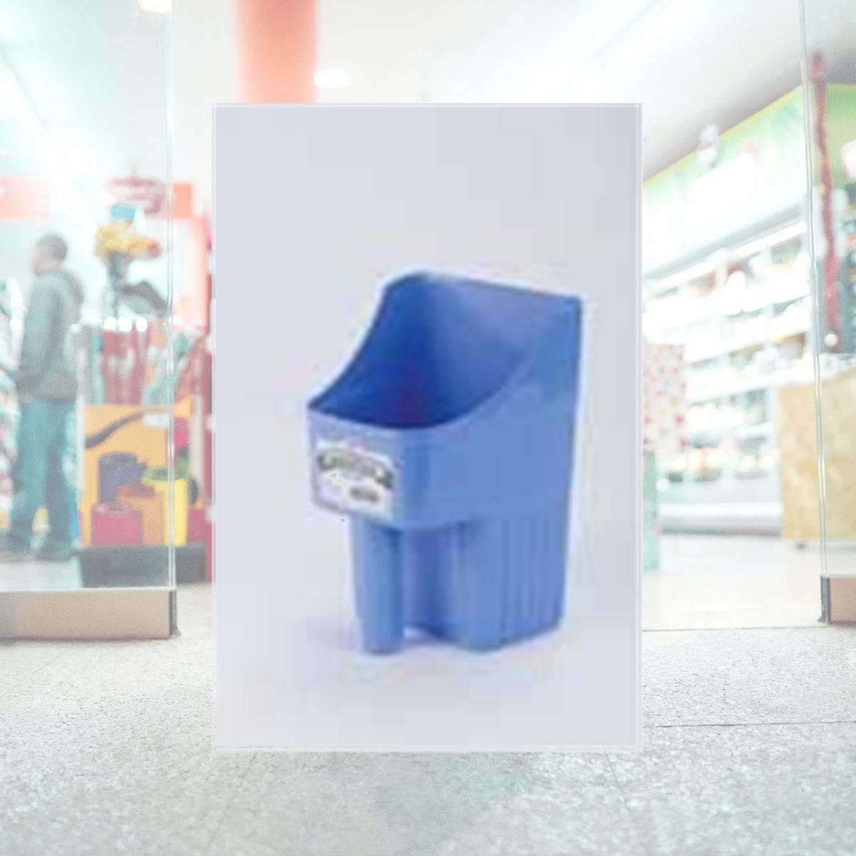 Picture of Miller Feed Scoop Berry Blue 3 Quart - 154116