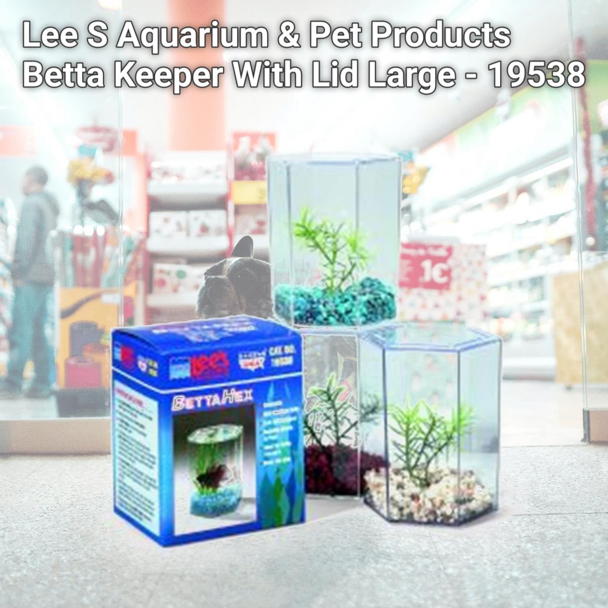 Picture of Lee S Aquarium & Pet Products Betta Keeper With Lid Large - 19538