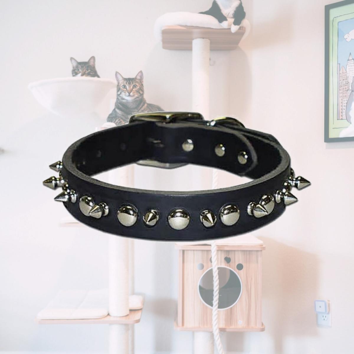 Picture of Leather Brothers 38LKS-BK12 0.37 x 12 in. Latigo Leather 1 Ply Spiked Dog Collar, Black
