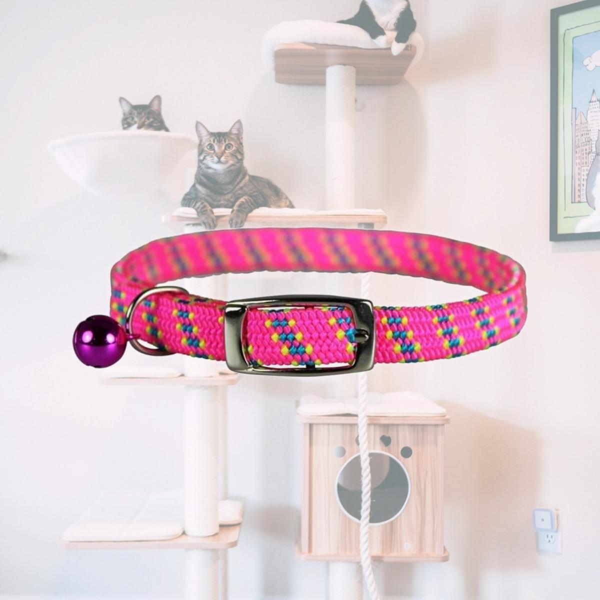 Picture of Leather Brothers 3914-NPK 0.37 x 8-14 in. Pattern Stretch Cat Kwik Klip Collar with Bell, Neon Pink