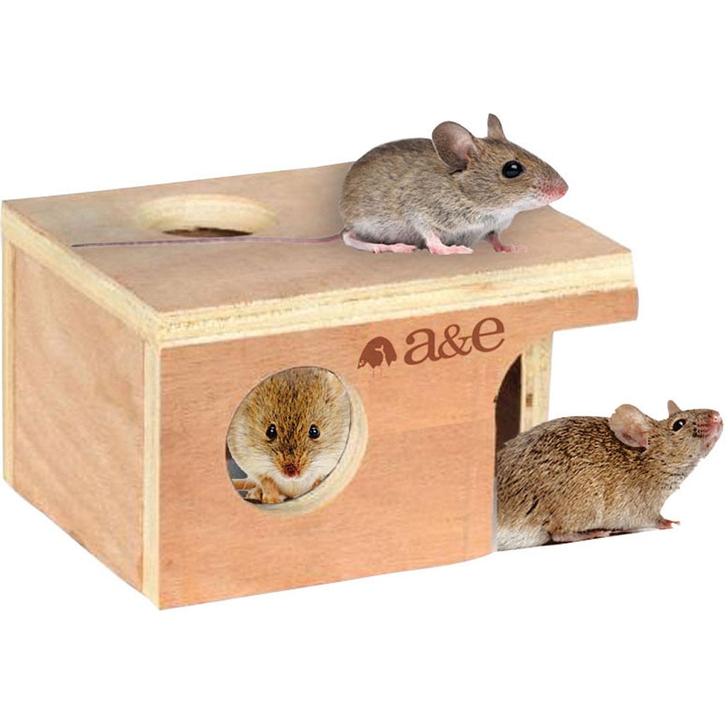 NB001  Mouse Hut - Small