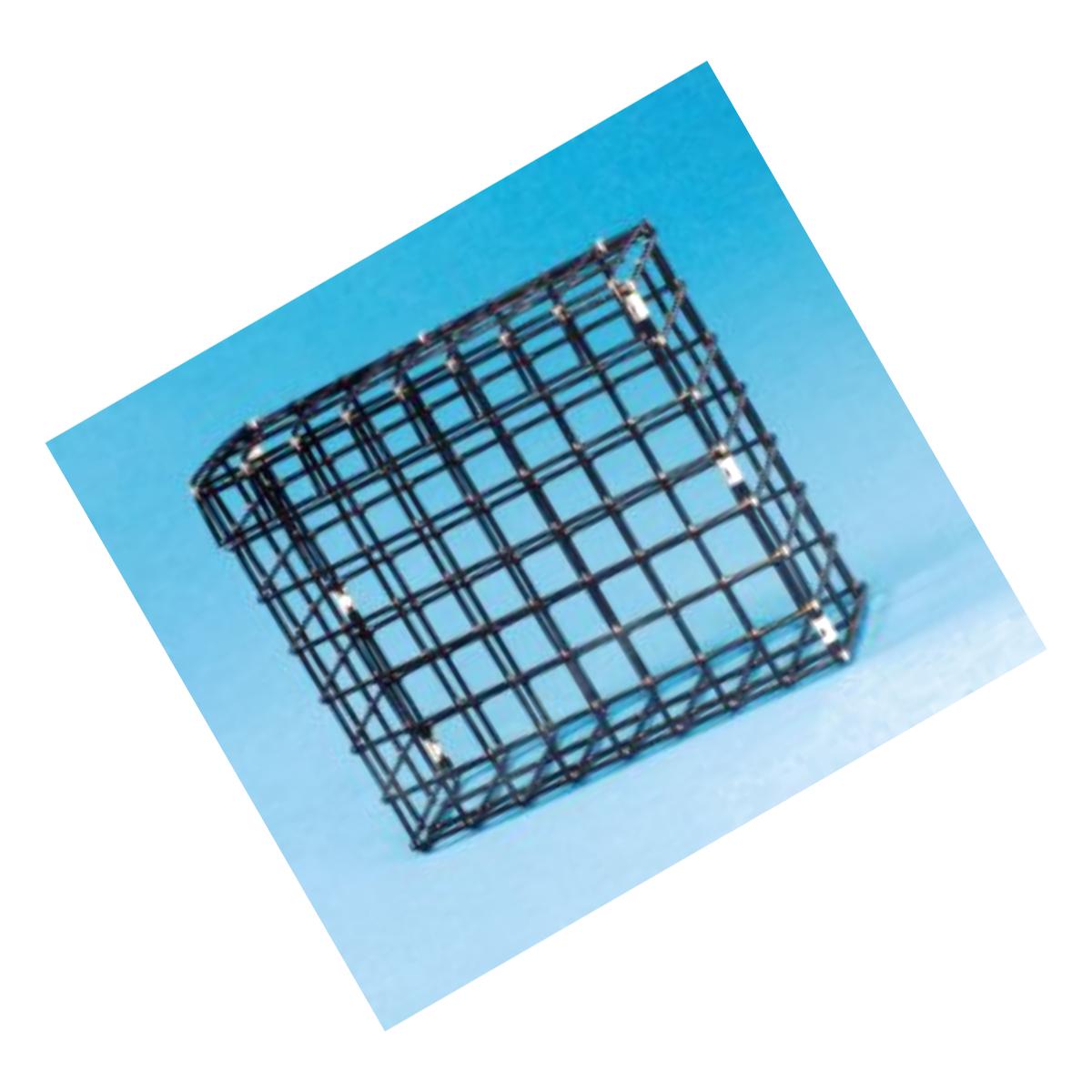 Picture of Pine Tree Farms Wire Feeder Large - 1451