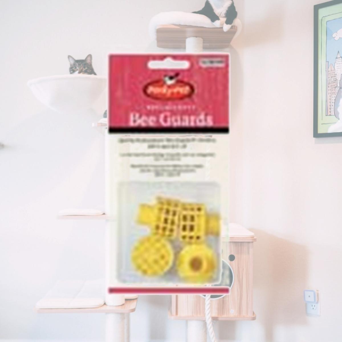 Picture of Woodstream Hummingbird W Yellow Bee Guards - 205Y