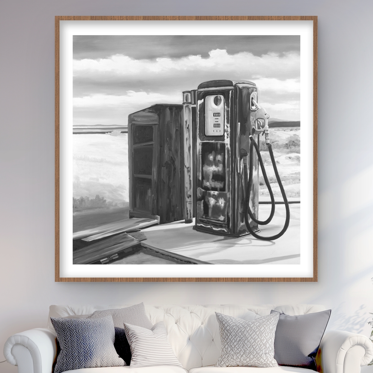 C1FM4848O9X2T1 48 x 48 in. Old Gas Pump - Living Room Still Life Print Wall Art - Home Decor Art
