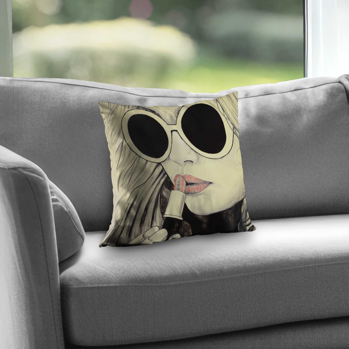C1PC1414AYCZ1P 14 x 14 in. Pink Lips - Beige Figurative Poly Twill Throw for Home Decor