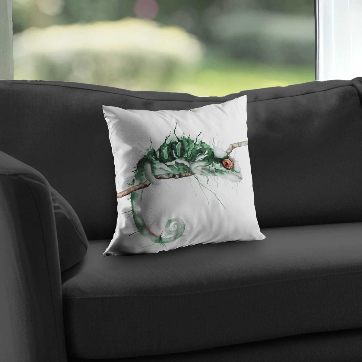 C1PC1414ZPJWLC 14 x 14 in. Chameleon on the Lookout - Exotic Reptile Poly Twill Throw