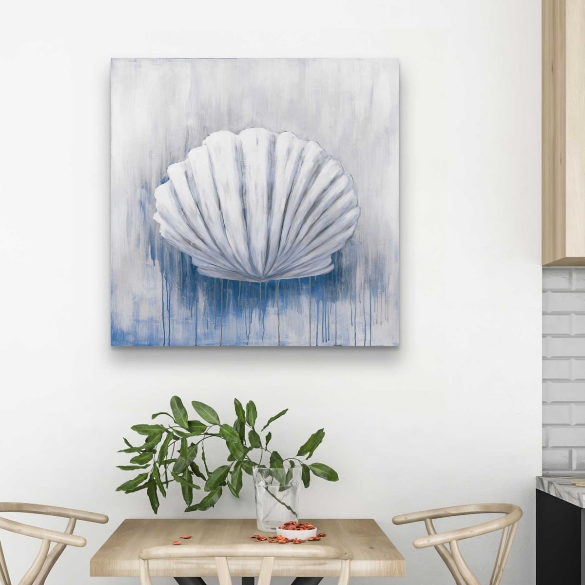 C1RC3232DVKNHV 32 x 32 in. Blue Feston Shell - Classic Blue Coastal Canvas