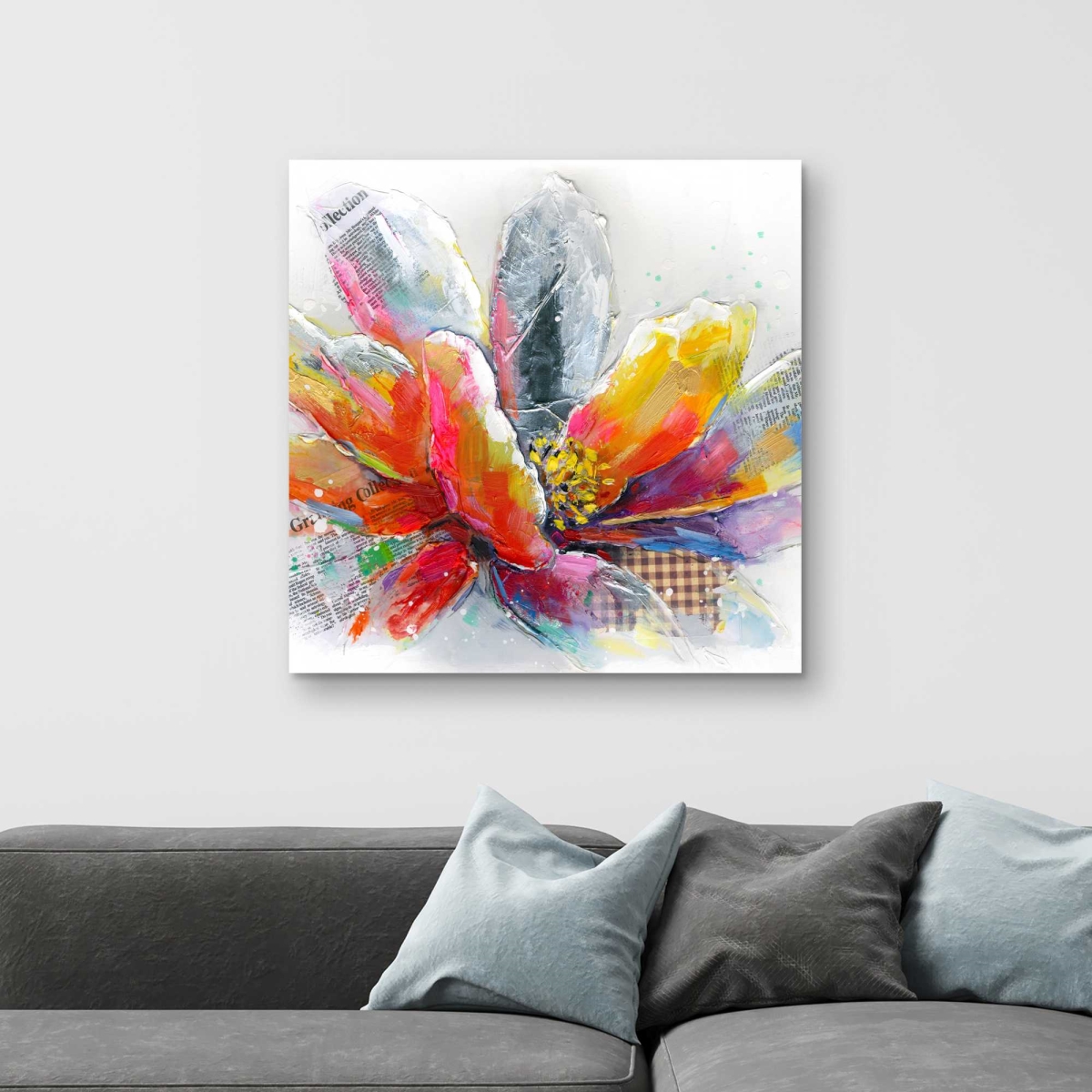 C1RC3232DCBXIJ 32 x 32 in. Abstract Flower with Texture - Orange Office Canvas Decor