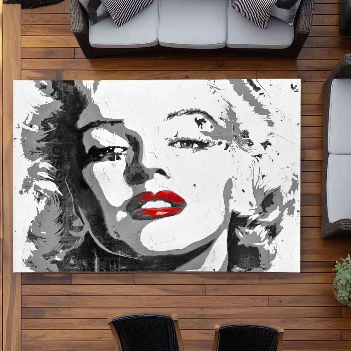 C1ROAR57GVNIVP 5 x 7 ft. Marilyn Monroe Red Outdoor Rectangle Area Rug - Stylish Home Decor
