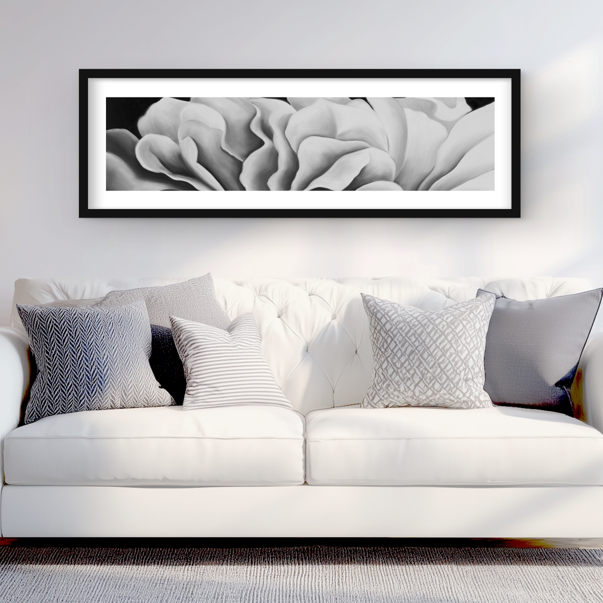 C1FM1648UCHGL7 16 x 48 in. Beautiful Black & White Flower - Framed Matted Print Decor