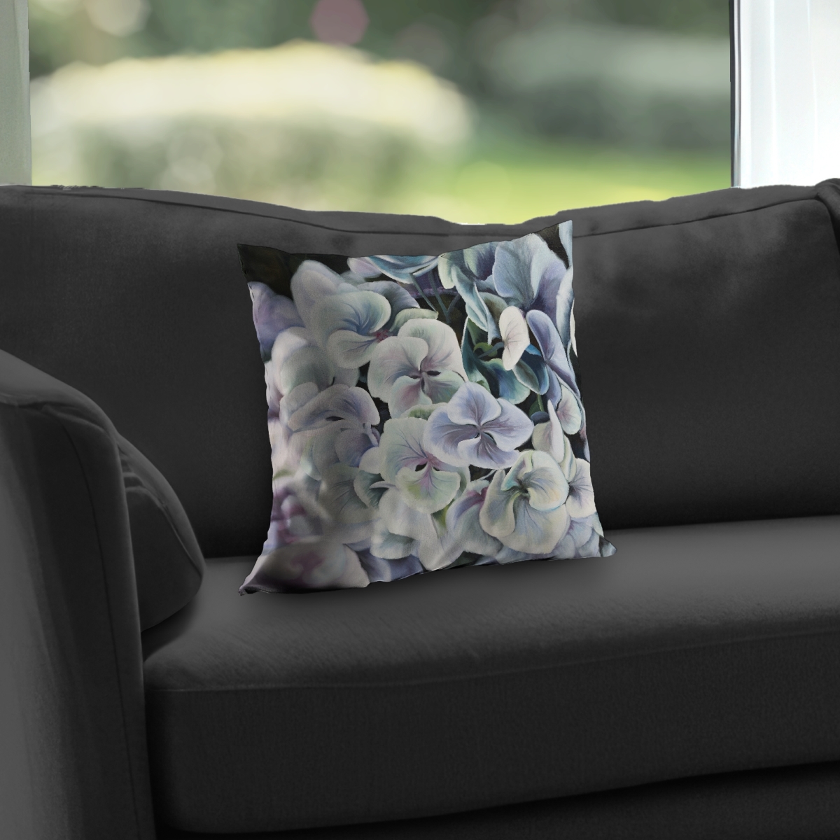 C1PT1414XKNOD0 14 x 14 in. Colorful Hydrangea Flowers Rustic Purple Throw Pillow Insert