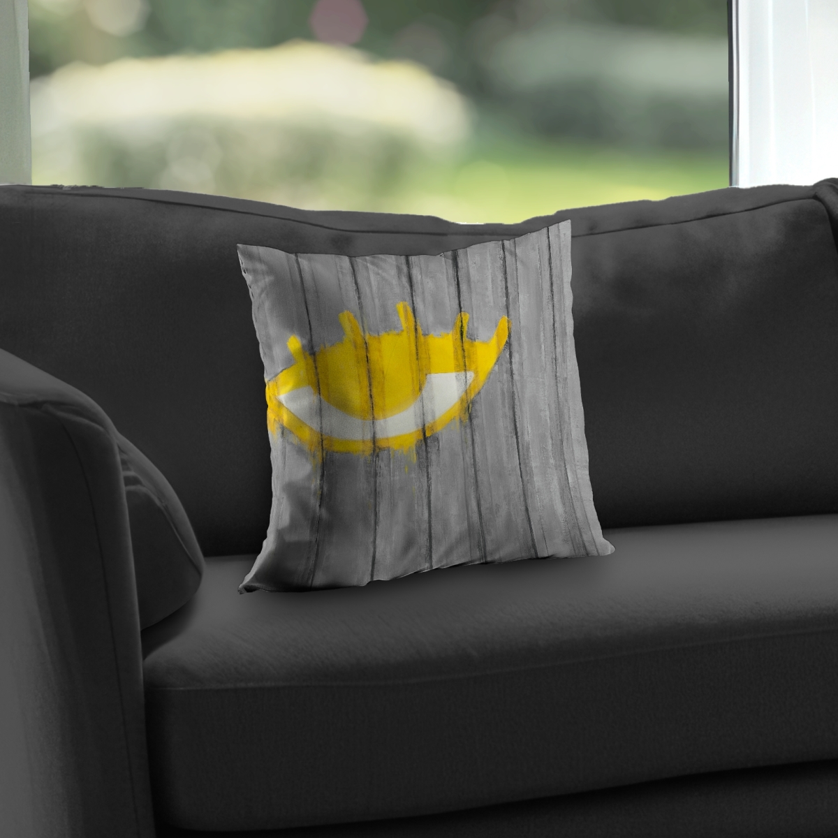 C1PT1414OI5RMC 14 x 14 in. Yellow Eye Graffiti Container - Gray Poly Twill Throw Pillow