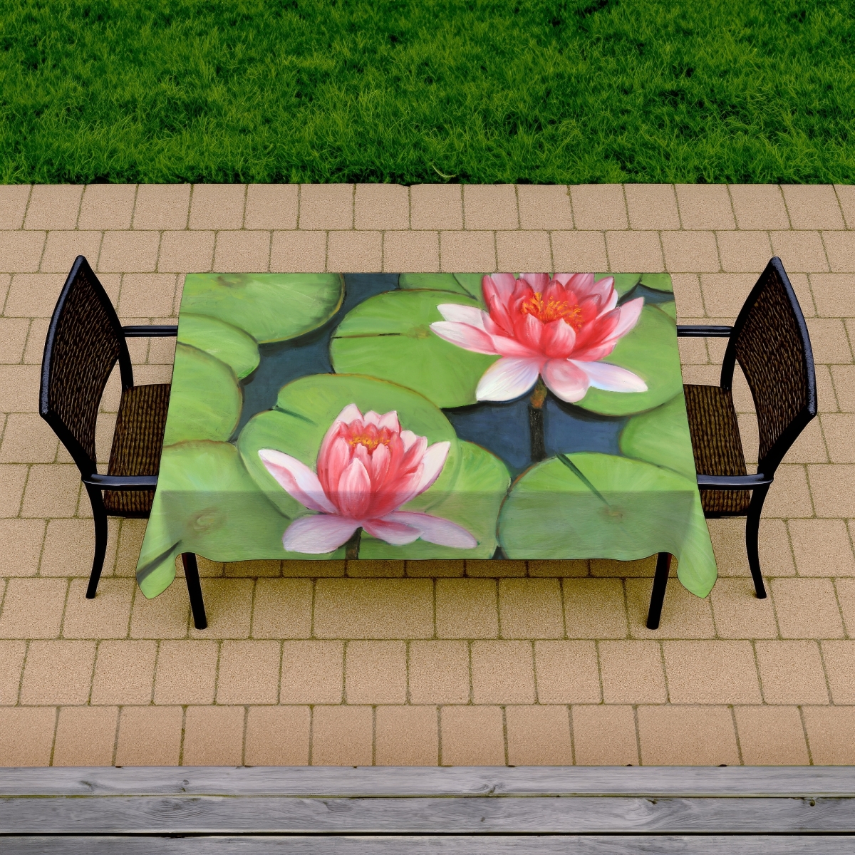 Picture of Begin Home Decor C1TCLRGESMLNY9 58 x 102 in. Lotus Flowers Tablecloth - Romantic Floral Bedroom Decor