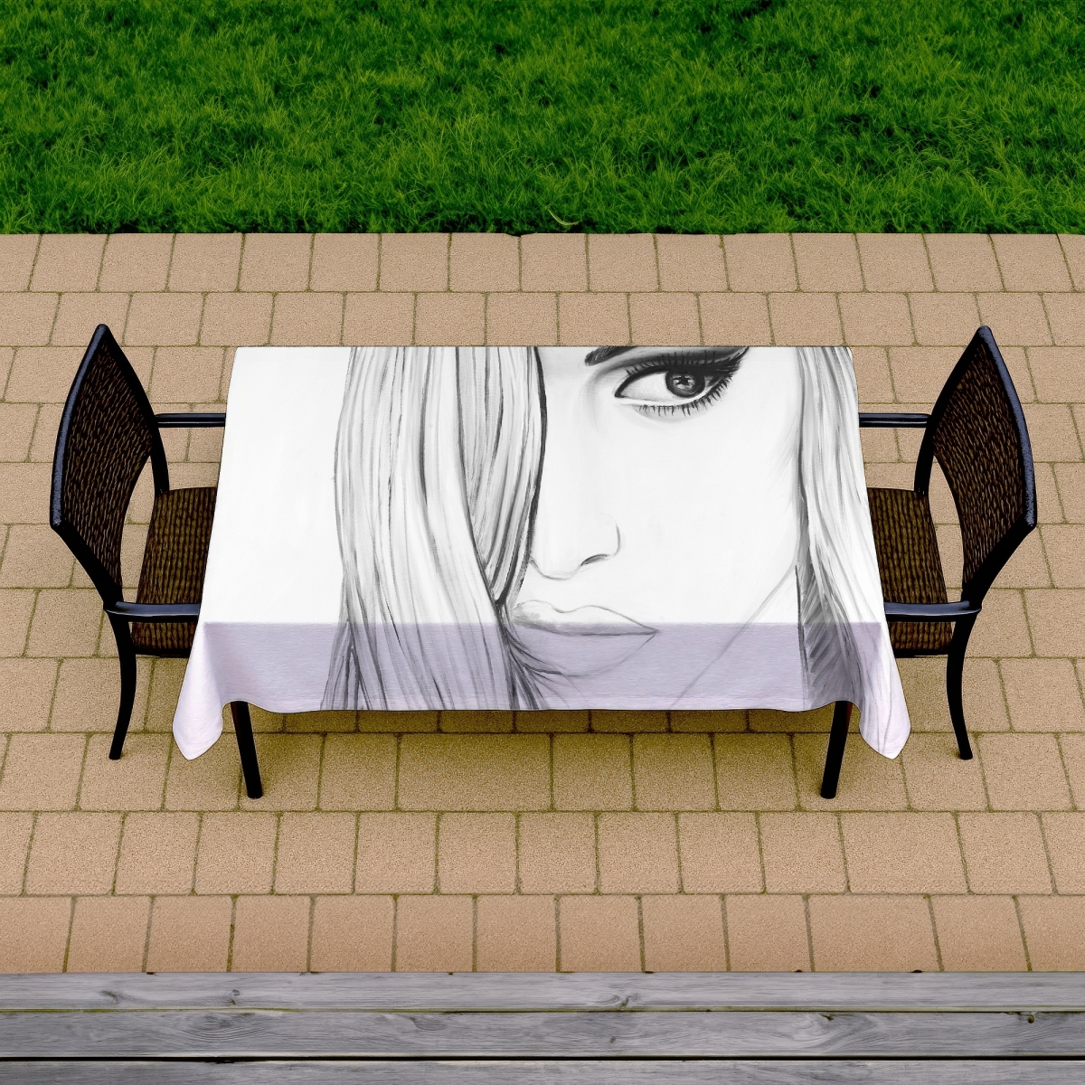 Picture of Begin Home Decor C1TCLRGESV1C7C 58 x 102 in. Monochrome Bedroom Beauty Tablecloth - Black & White Decor