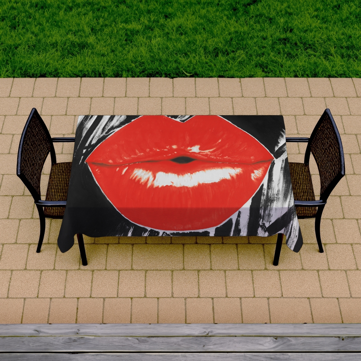 Picture of Begin Home Decor C1TCLRGEY3UTRP 58 x 102 in. Pouty Glossy Lips Tablecloth - Black Bedroom Beauty Decor