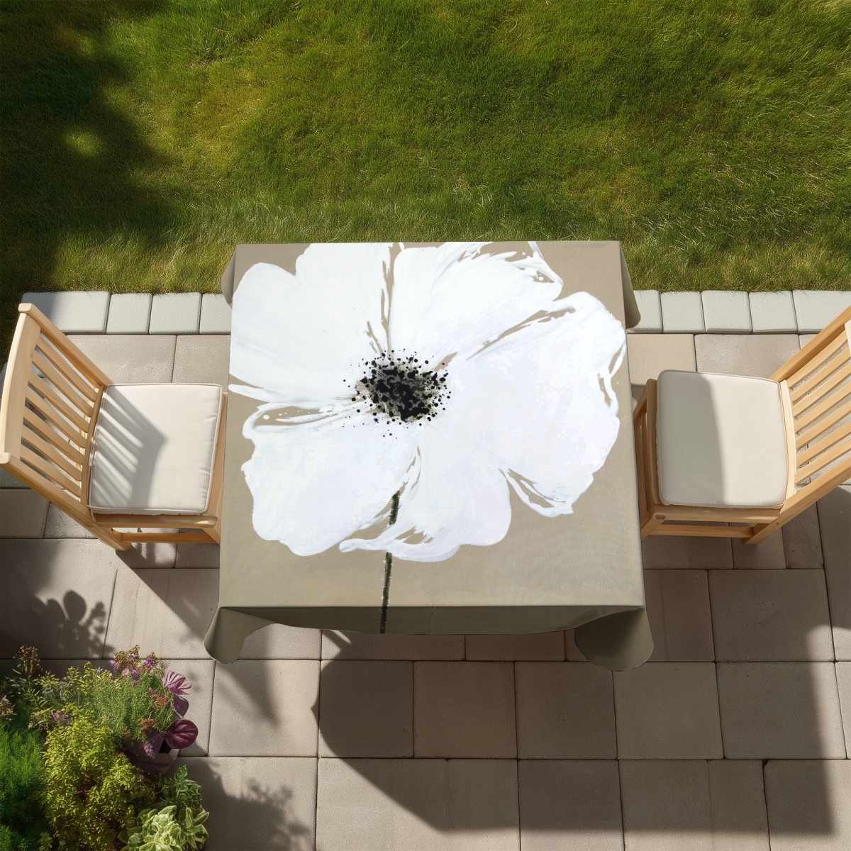 Picture of Begin Home Decor C1TC5858UZK5LJ 58 x 58 in. Abstract Color Splash Petals Tablecloth - Indoor & Outdoor Decor