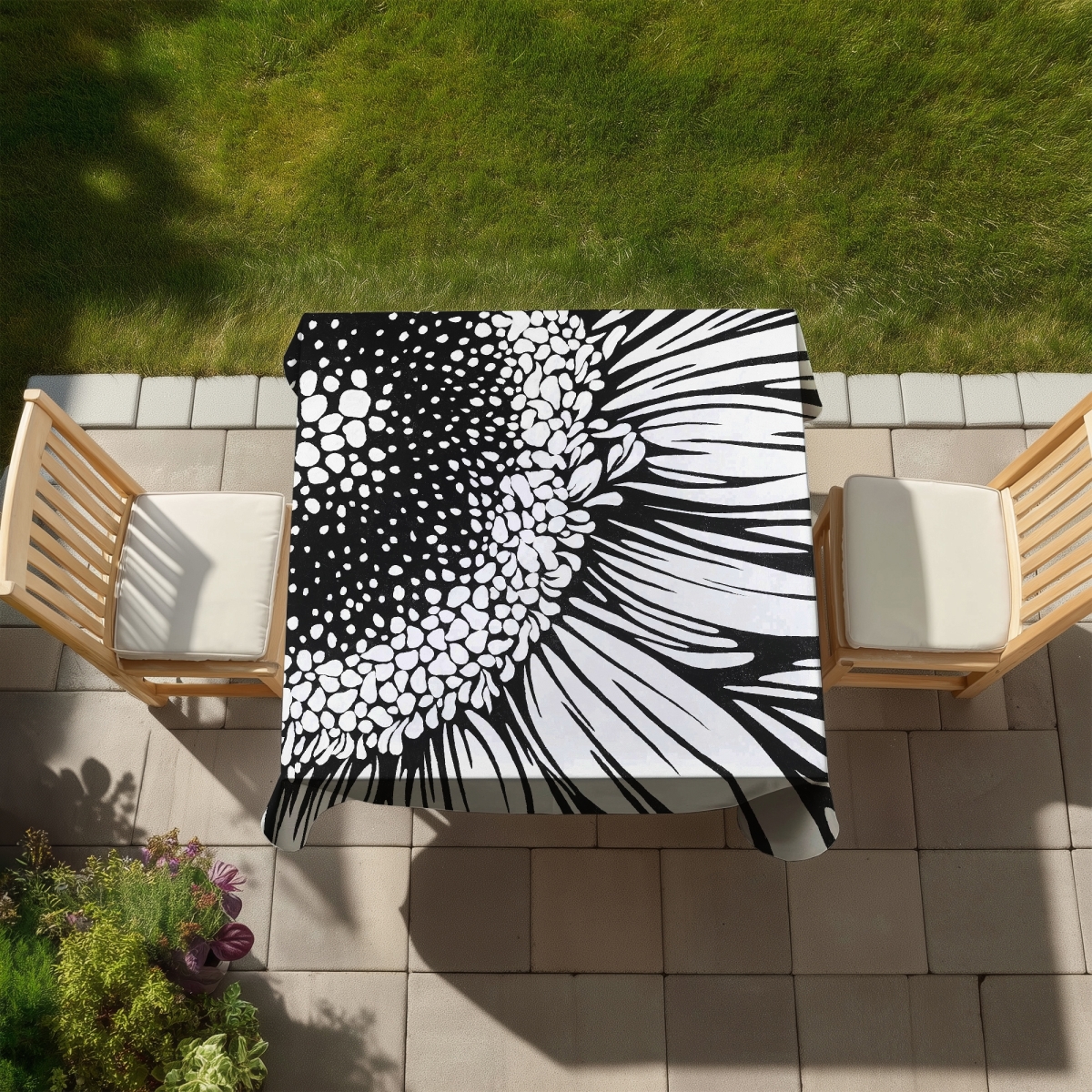 Picture of Begin Home Decor C1TC5858TMNVWU 58 x 58 in. Gerbera Flower Black Tablecloth - Indoor Outdoor Home Decor