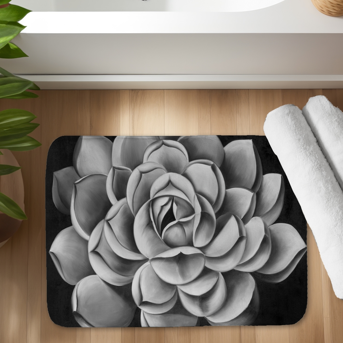 C1BM17247EQRX8 17 x 24 in. Black & White Succulent Cactus Bath Mat - Home Decor Essentials