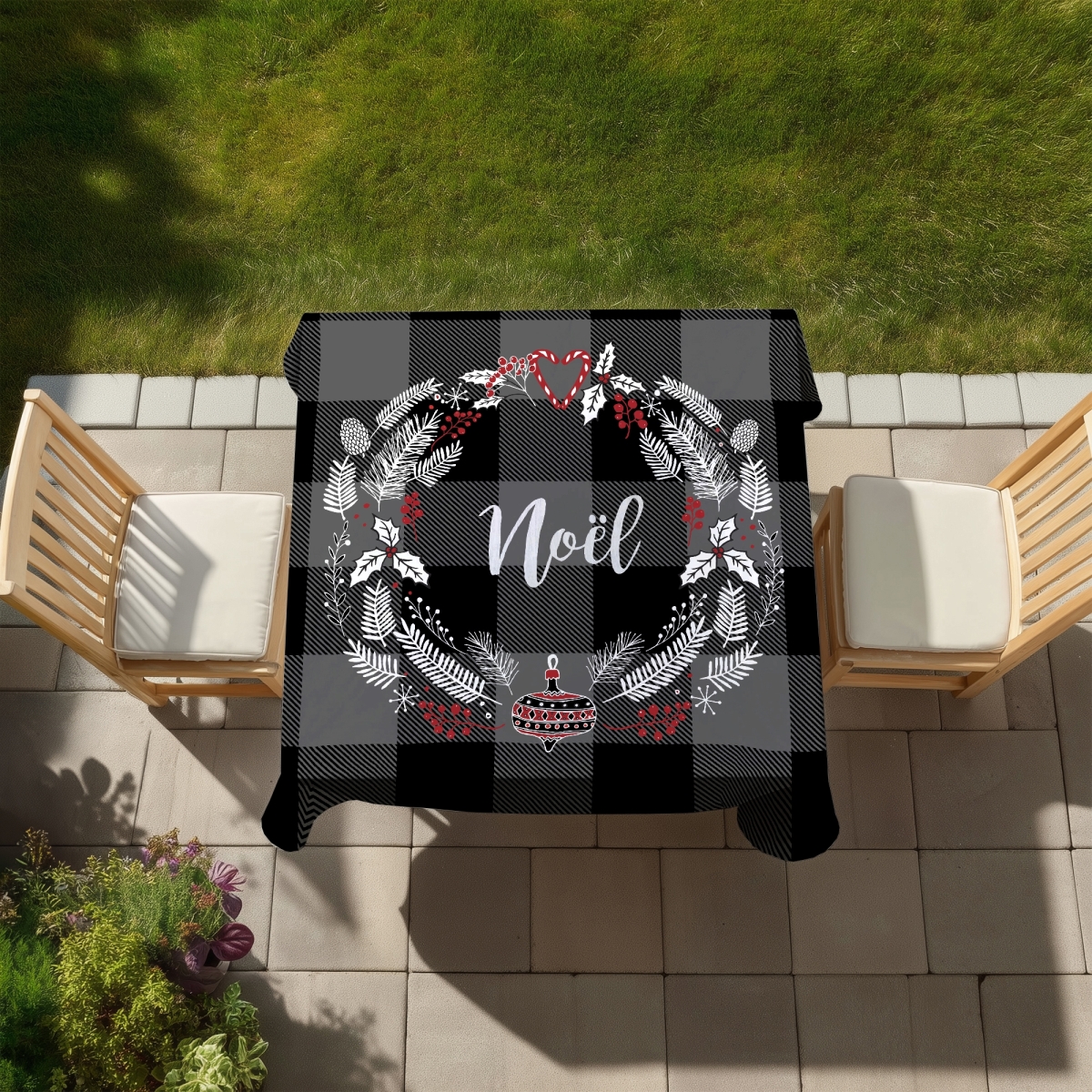 Picture of Begin Home Decor C1TC58587GWPPW 58 x 58 in. Christmas Wreath Tablecloth - Indoor Outdoor Home Decor