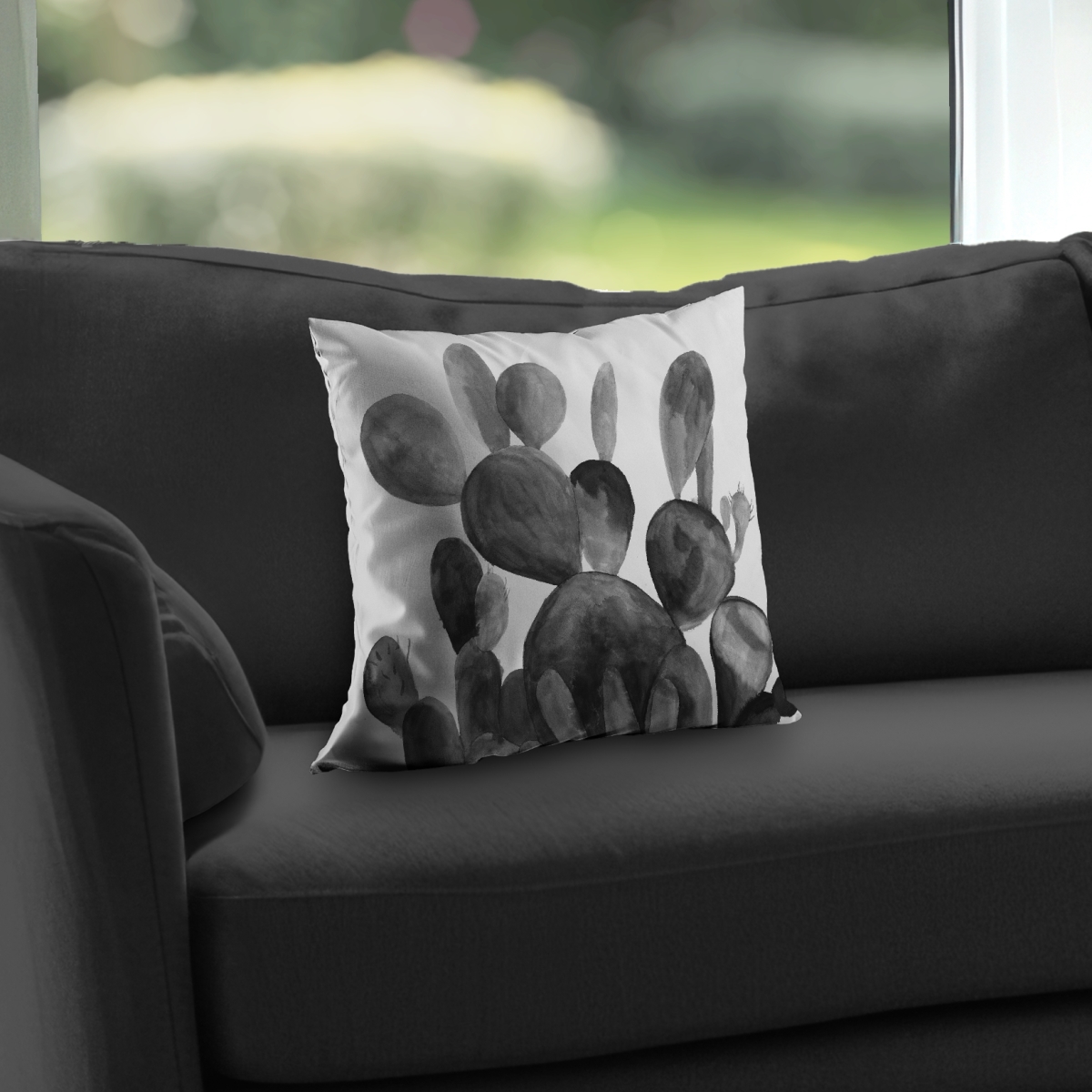 C1PC141475XLLS 14 x 14 in. Grayscale Paddle Cactus Plant - Beige Poly Twill Throw Decor