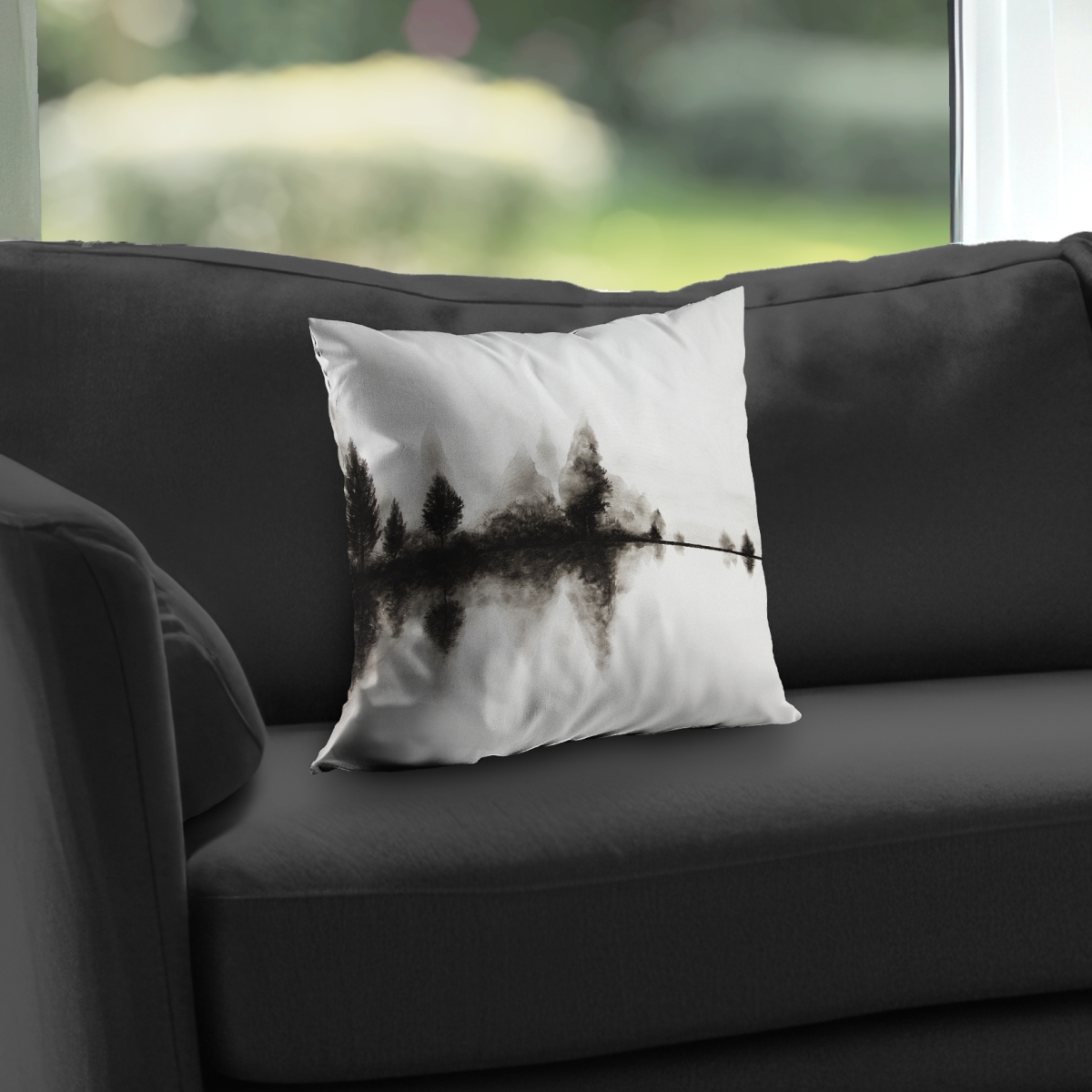 C1PC1414K3YP8M 14 x 14 in. Reflection Black & White Poly Twill Throw - Living Room Decor