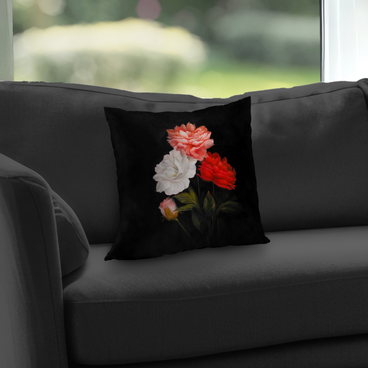 C1PC1414FIGEUI 14 x 14 in. Small Bundle of Roses - Black Romantic Poly Twill Throw