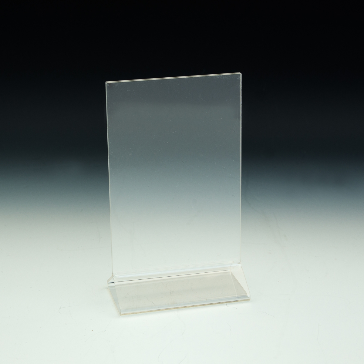 AHS B 11X17 11 x 17 in. Top Load Table Tent & Sign Holder
