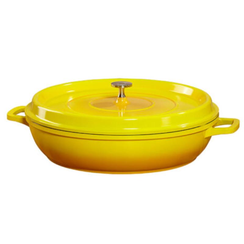 Picture of Winco CA-005-Y-BK-CC 3 qt. - 3.5 qt. Rim-Full - 10.25 in. Induction Ready Round Braiser & Paella with Lid, 2.88 in. Deep - Clear Coat - Yellow with Black Interior