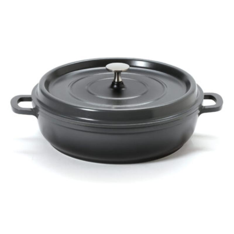 Picture of Winco CA-005-GR-BK-CC 3 qt. - 3.5 qt. Rim-Full - 10.25 in. Induction Ready Round Braiser & Paella with Lid, 2.88 in. Deep - Clear Coat - Grey