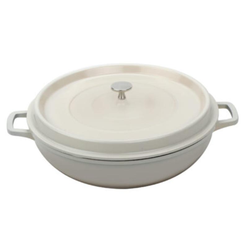 Picture of Winco CA-008-AWH-BK-CC 4.5 qt. Cast Aluminum Antique White with Clear Coat & Black Interior Induction Ready Round Braiser with Lid - 5 qt. Rim-Full - 12.63 in. Top Dia., 2.88 in. Deep, G.E.T. Heiss
