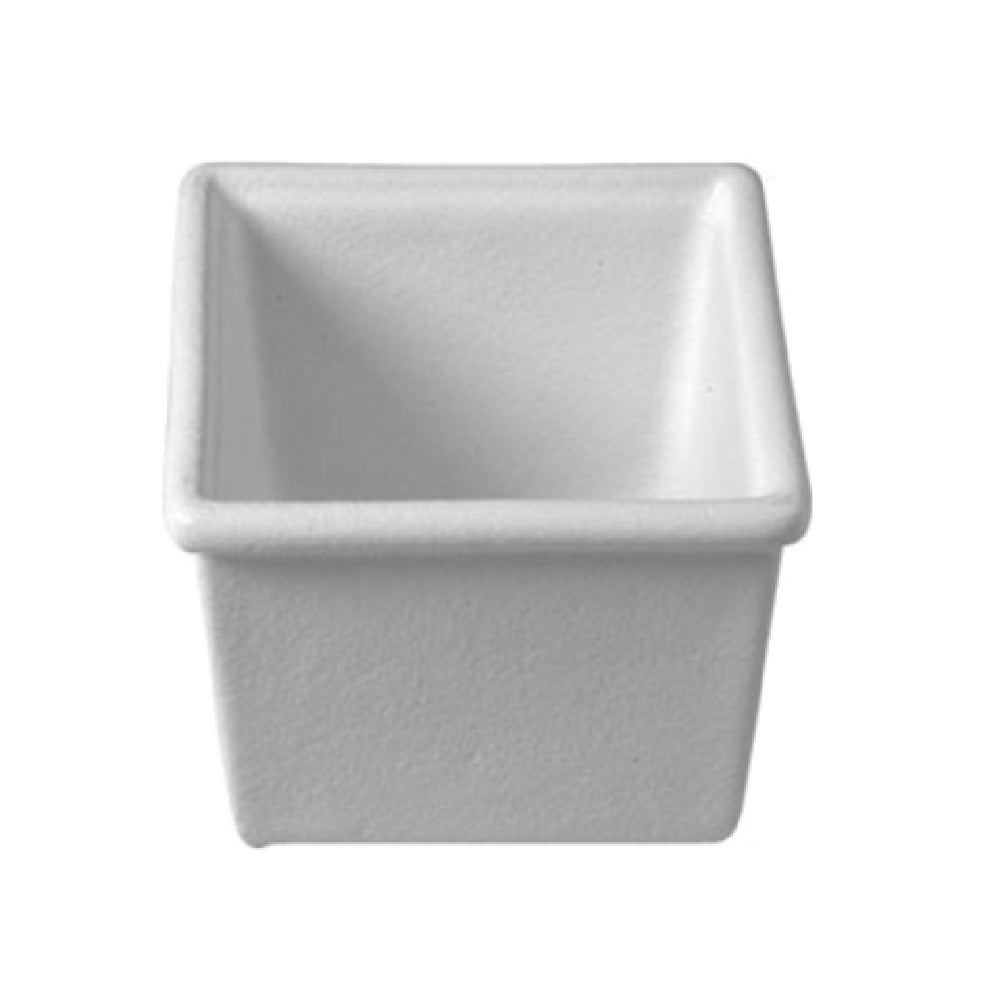 IS013FR 1.8 qt. Square Salad Bar Bowl - Fire Red - 6.3 in. - 5 in. Deep